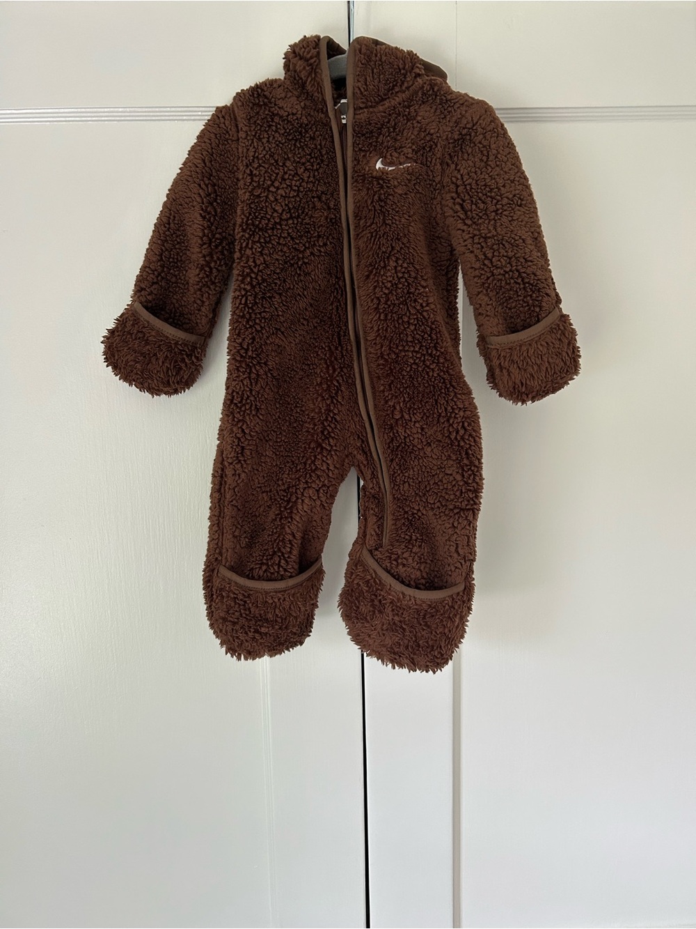 Nike Brown Hooded Sherpa Bunting Coverall for Baby Size 6 Months